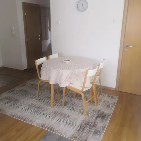 Апартаменты Deni